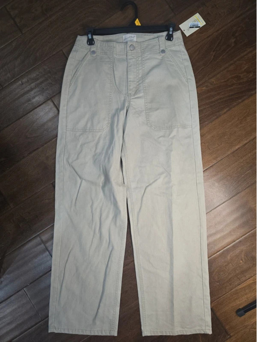 Size 6 brand new women's jeans from target item 569G3